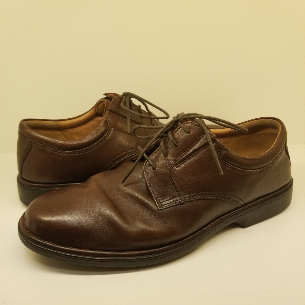 Bostonian Men's dress shoe